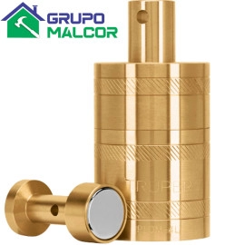 Plomada con centro y guia magnetica 17069 24oz Truper